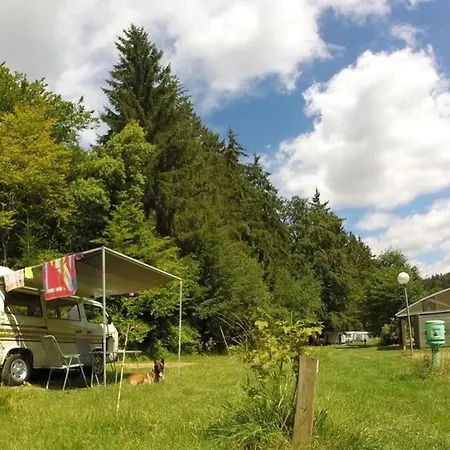 Logis Le Foxycamp Guest house