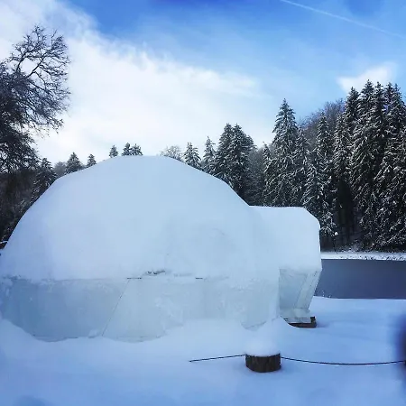 Logis Le Foxycamp 2*