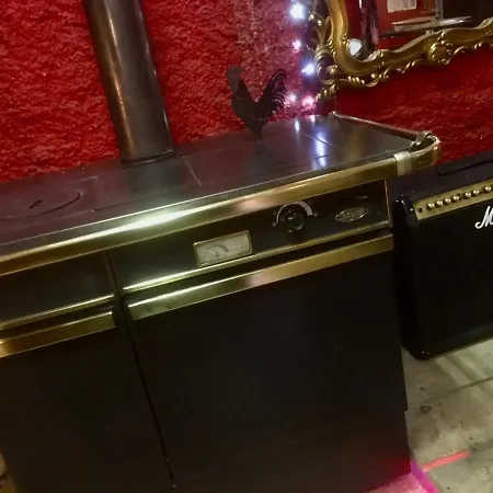 Logis Le Foxycamp Guest house 2*