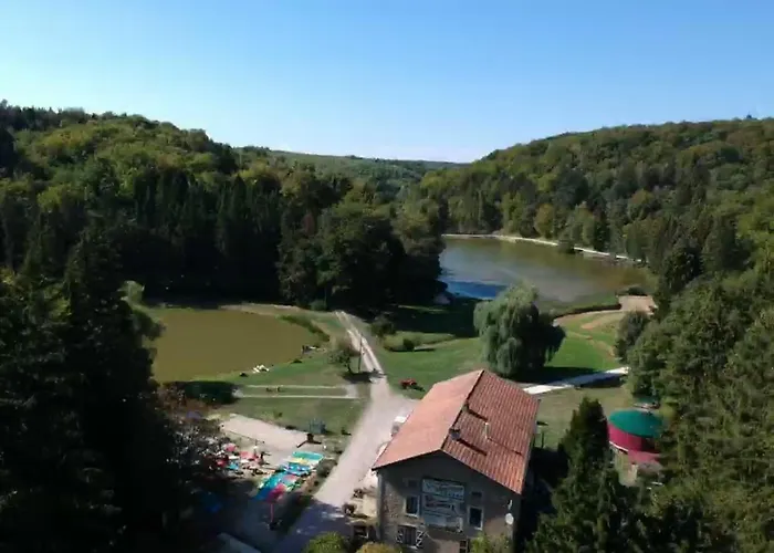 Logis Le Foxycamp 2*